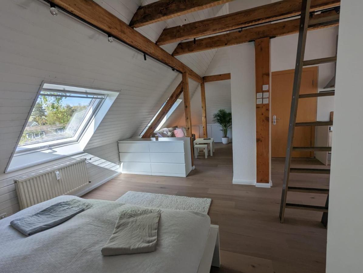 Helles Dachgeschoss-Appartement Krefeld Exterior photo