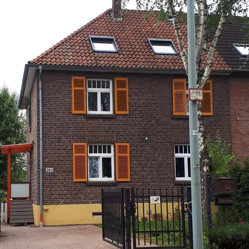 Helles Dachgeschoss-Appartement Krefeld Room photo